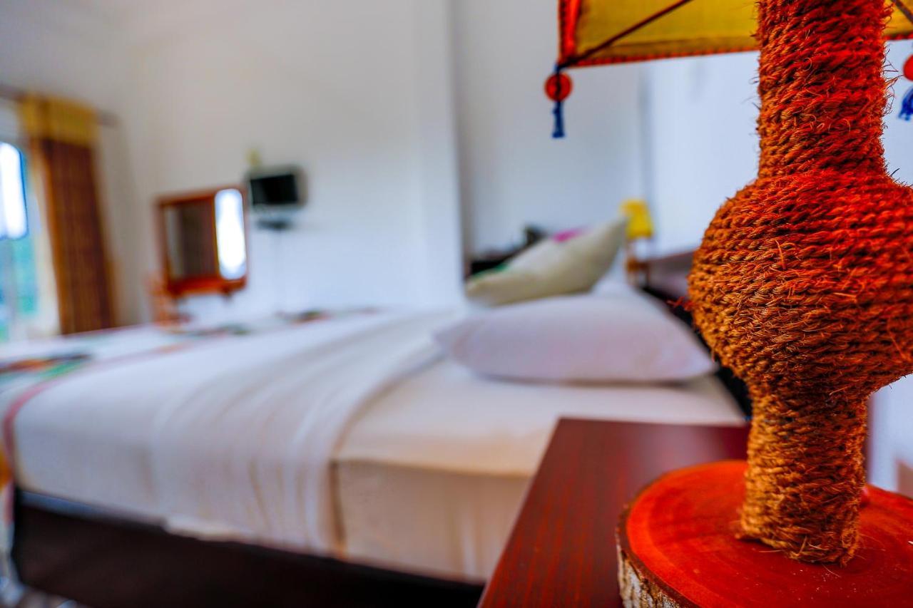 Thuruliya Hotel รามโบดา ภายนอก รูปภาพ