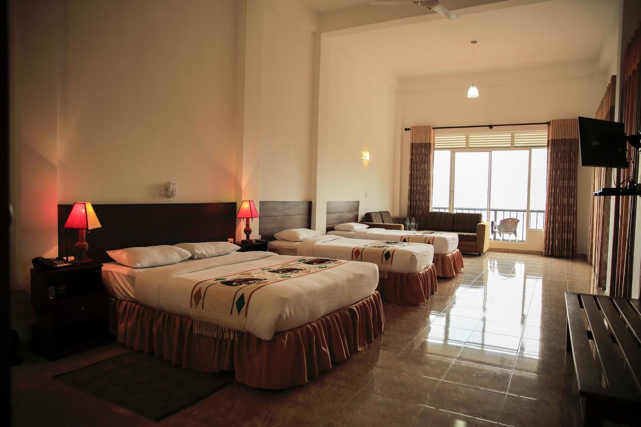 Thuruliya Hotel รามโบดา ภายนอก รูปภาพ
